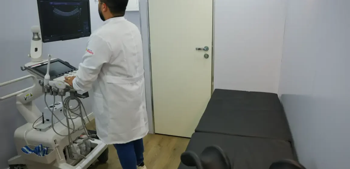 Lei garante atendimento gratuito em saúde mental para crianças e adolescentes no SUS e altera o ECA