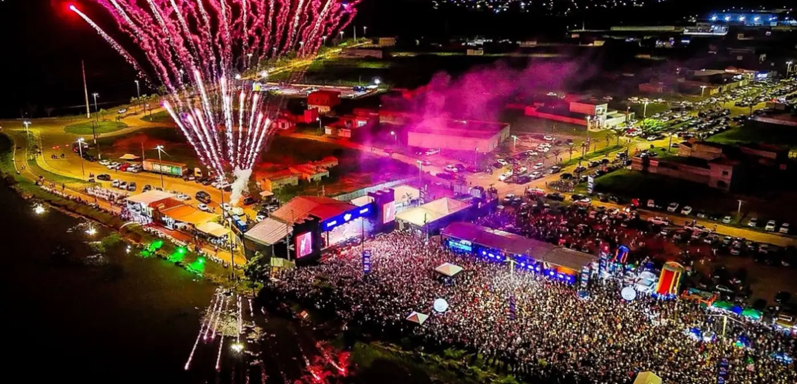 Festival “Vem Louvar Pará” reúne mais de 50 mil pessoas em Parauapebas com shows gospel
