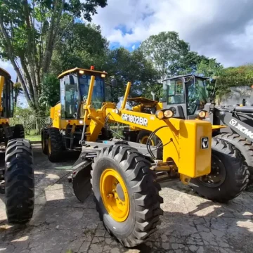20260618175150-GC00078208-F00311252 Sedap recebe motoniveladora do governo federal para recuperação de estradas vicinais e apoio à produção agrícola em Tailândia