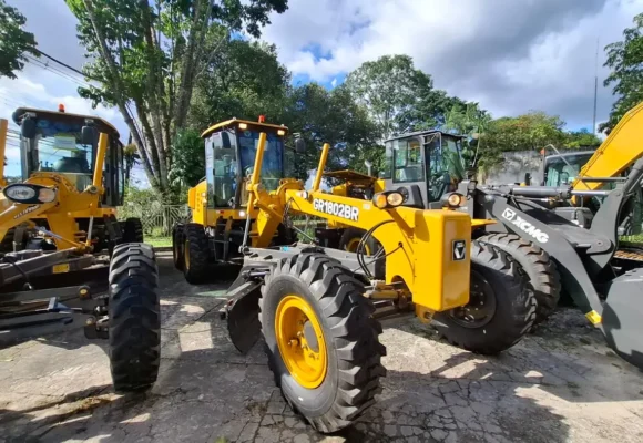 20260618175150-GC00078208-F00311252 Sedap recebe motoniveladora do governo federal para recuperação de estradas vicinais e apoio à produção agrícola em Tailândia