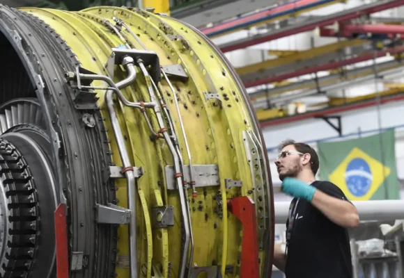 Plano Brasil Soberano adota novas regras e mais empresas podem aderir: exigência de impacto no faturamento cai de 5% para 1% para afetados pelo tarifaço dos EUA