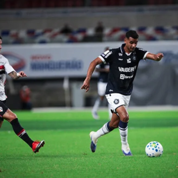 Remo vence São Paulo nos acréscimos e respira na luta contra o rebaixamento