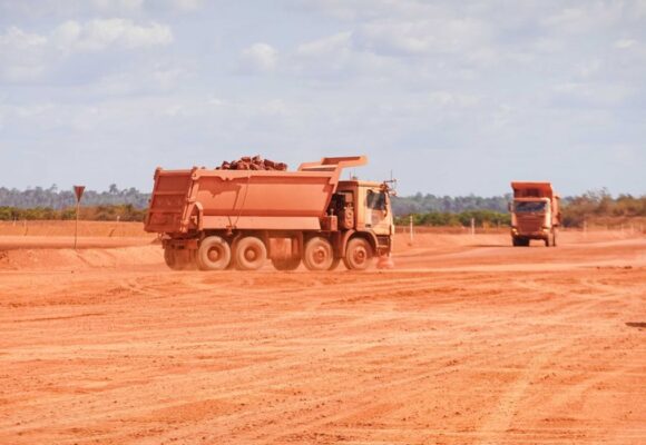 Belém recebe encontro que debate impactos da mineração sobre cidades e territórios da Amazônia