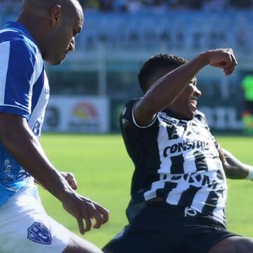 Paysandu tropeça em casa, perde e despenca para a quarta posição na Série C