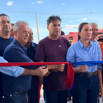 ClipDown.app_730905559_18600279307024100_6939364077073607099_n r Deputado Torrinho Torres participa da entrega do 34º Grupamento do Corpo de Bombeiros em Xinguara