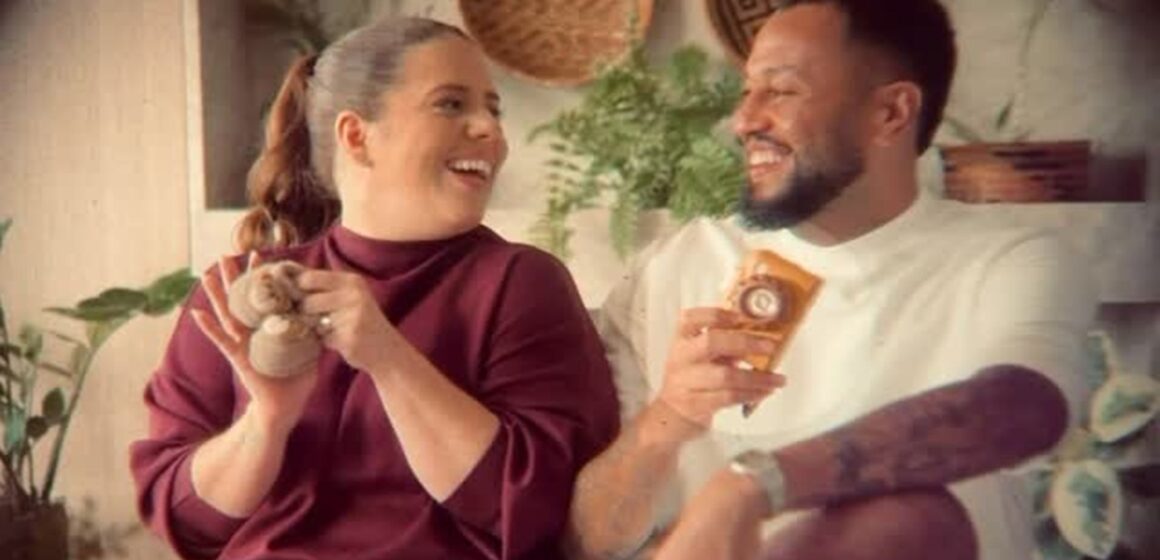 Tati Machado anuncia nova gravidez em vídeo emocionante ao lado do marido
