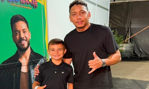 SaveClip.App_724061350_17917737402387717_3460578807964010897_n Menino de Capitão Poço realiza sonho de conhecer baterista Wesley Safadão em Belém