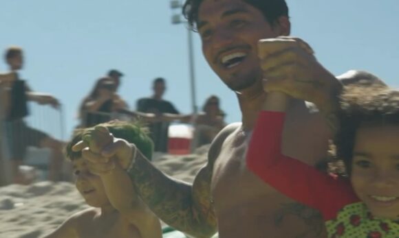 SaveClip.App_729115786_18601096861002947_275594930285966717_n Gabriel Medina celebra sucesso da 3ª edição do Medininha Surf Day em Saquarema