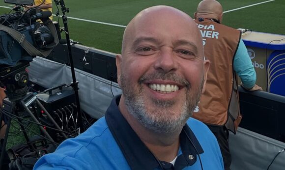 Após mal súbito ao vivo, Alex Escobar deixa cobertura da Copa e desabafa sobre segurança
