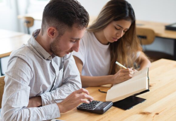 Educação financeira desde a infância é chave para autonomia das novas gerações