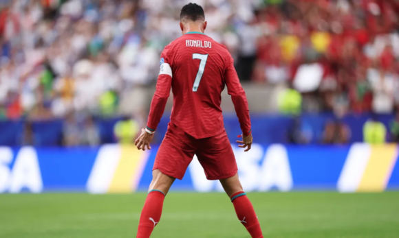 cristiano_gol_copa_1-e1782234843602 Cristiano Ronaldo torna-se primeiro jogador a marcar em seis Copas e supera Eusébio como maior artilheiro de Portugal
