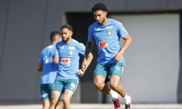 ederson_treino-selecao-brasileira-masculino-08062026.2 Com convocação de Ederson, Brasil passa a ter representantes de 78 clubes em Copas do Mundo; Atalenta entra na lista