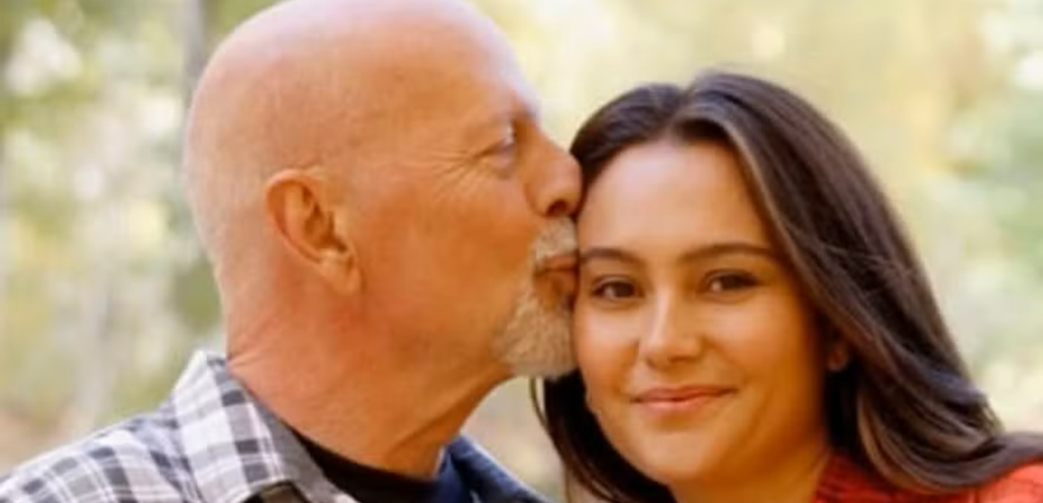 Esposa de Bruce Willis diz que conviver com demência do marido é um ‘luto constante’