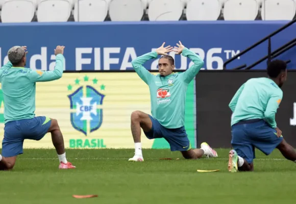 Quaest: 56% dos brasileiros não acreditam no hexa, mas confiança subiu 10 pontos desde abril