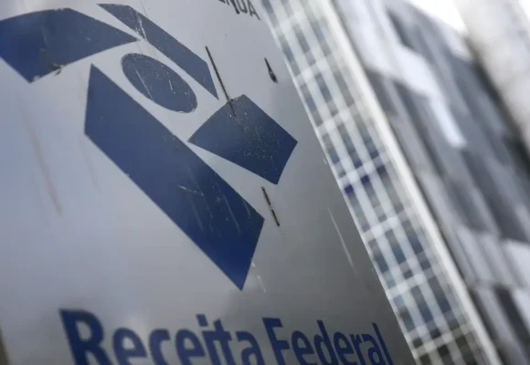 Receita identifica divergências de R$ 44 bilhões em créditos de PIS/Cofins de 12 mil empresas