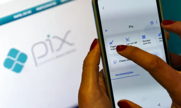 Febraban rebate críticas dos EUA ao Pix e nega barreira à concorrência: “Informações incompletas”