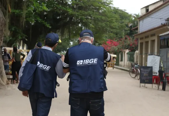 IBGE lança processo seletivo com 412 vagas e salários de até R$ 4 mil no Pará