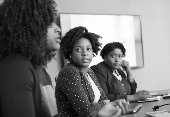 Desemprego entre jovens negras chega a 24,7%