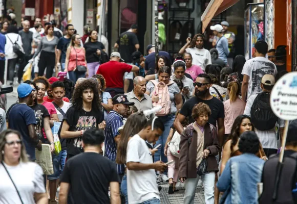 pib_06 (1) Pobreza cai para 18,4% em 22 regiões metropolitanas, incluindo Belém, menor taxa da série histórica, puxada pelos salários