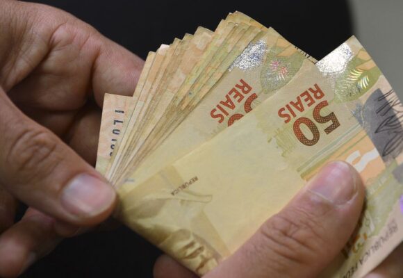 CMN amplia em R$ 1 bilhão limite de crédito para estados e municípios