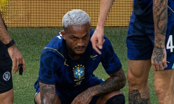 Wesley é cortado da Seleção Brasileira por lesão em amistoso e está fora da Copa; Éderson é chamado por Ancelotti