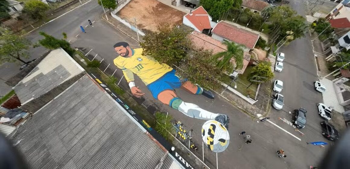 whatsapp-image-2026-06-08-at-08.09.51 Painel gigante de Neymar com 850 m² vira atração em rua de Novo Hamburgo, no Rio Grande do Sul