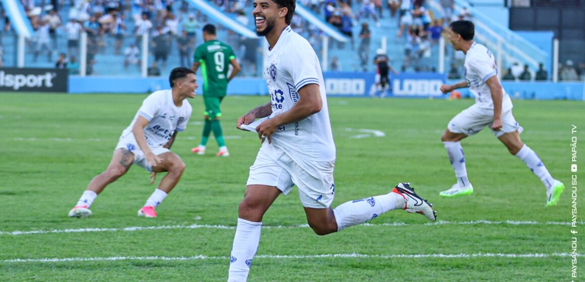 Paysandu busca virada heroica por 3 a 2 sobre o Guarani na Curuzu e assume quarta colocação da Série C