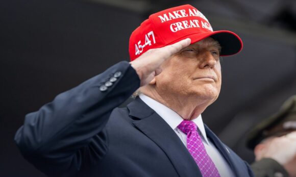760160702_2157675268428665_4183863953128556365_n Trump afirma que Irã perderá poderio militar e demonstra ceticismo com acordo nuclear