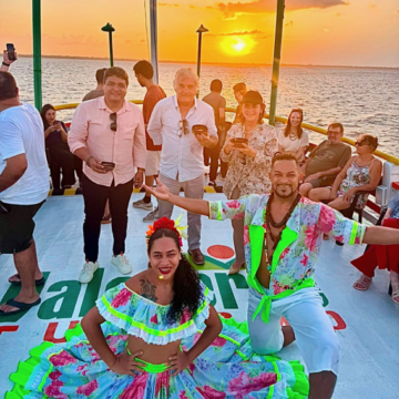Valeverde celebra o sucesso do passeio fluvial durante o verão amazônico