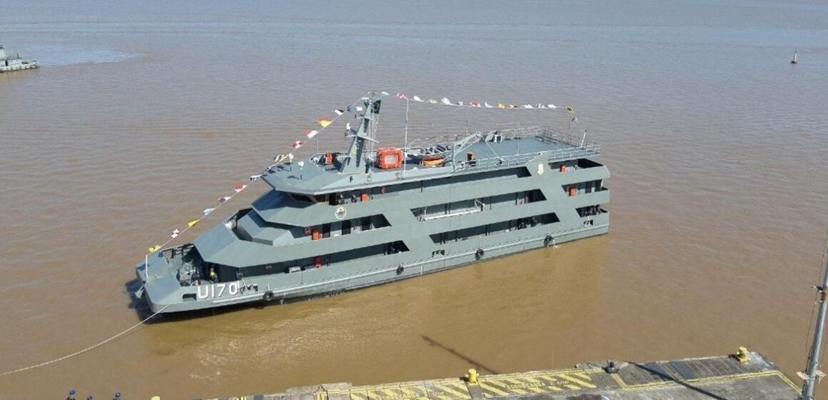 Marinha incorpora navio hospitalar Anna Nery em Belém para atender ribeirinhos da Amazônia