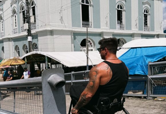 Fernando Fernandes compartilha registros de viagem pelo Pará e destaca paisagens de Belém e Fortalezinha