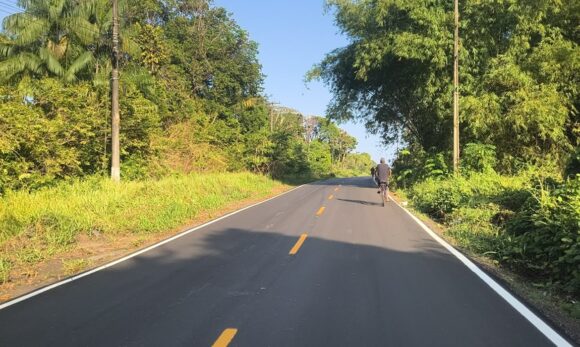Viva Bairro conclui recapeamento de mais de 10 km da BL 13 em Mosqueiro após mais de 20 anos sem pavimentação completa