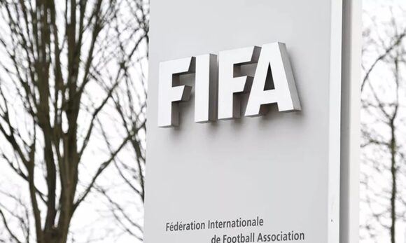 Uefa ameaça abandonar competições da Fifa