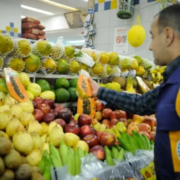 Consumo exagerado de frutas também pode trazer riscos à saúde
