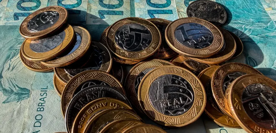 INPC acumula 4,33% em 12 meses e sobe 0,14% em junho, com deflação nos alimentos