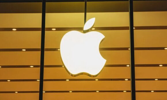 Apple perde US$ 500 bilhões em valor de mercado e Nvidia assume liderança global