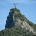 Cristo Redentor terá novas escadas e elevadores inclinados a partir de agosto; obras custam R$ 15 milhões