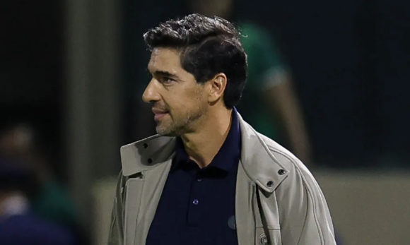 01032026_cg_palmeiras_0890_16-e1772420755961 Abel Ferreira declara amor ao Palmeiras e afirma que não encontrará em gigantes europeus o que tem no clube