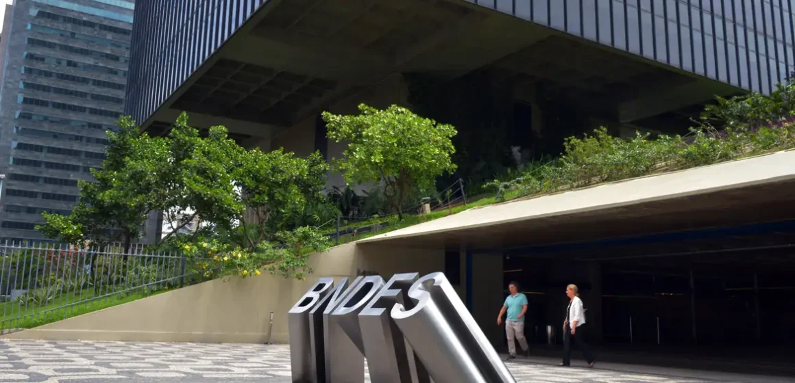 49430288408_3ffc37049f_o BNDES registra lucro recorde de R$ 92 bilhões no primeiro semestre