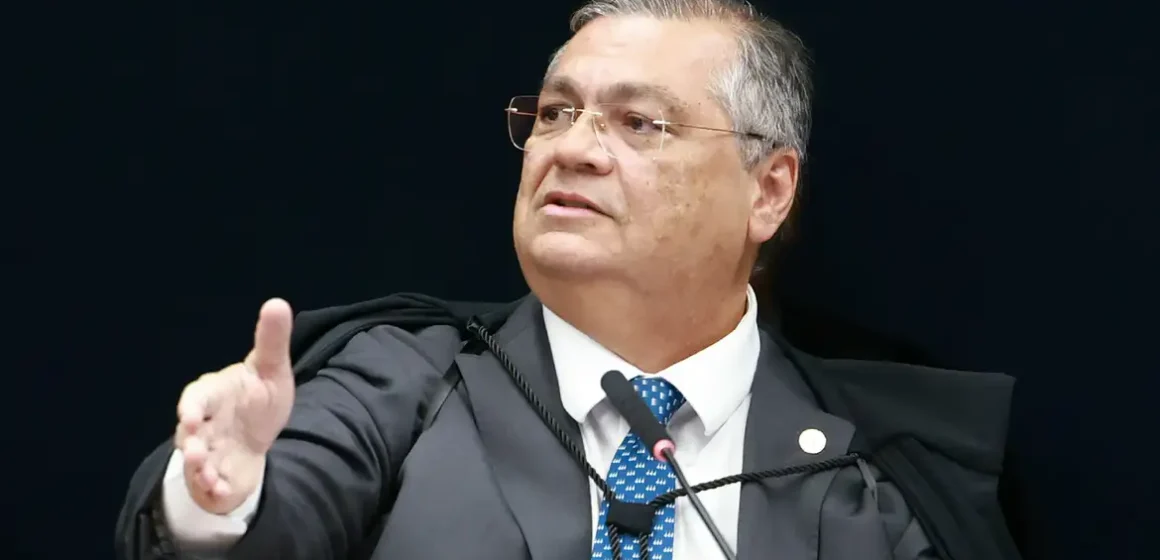 Dino anula emendas indicadas por dirigentes partidários e ex-parlamentares sem mandato