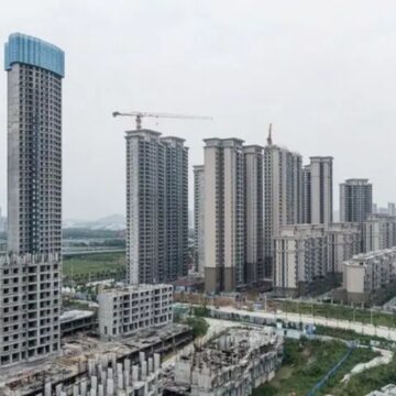 Preços de imóveis novos caem em 67 das 70 maiores cidades da China