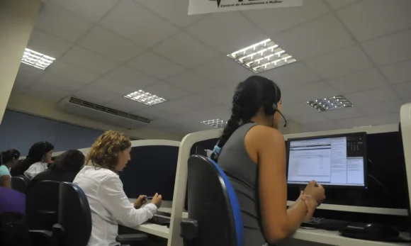 Polícia Civil registrou 782.474 atendimentos especializados a mulheres em 2025, aponta diagnóstico nacional