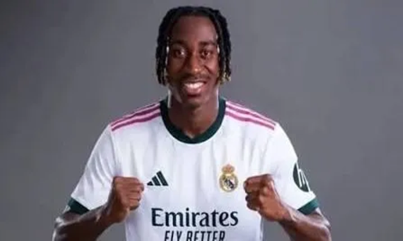Real Madrid contrata Yan Diomandé por quase R$ 750 milhões