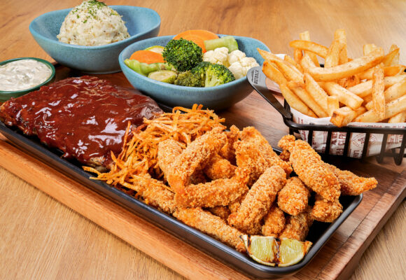 Outback lança novas tábuas com pratos icônicos para compartilhar