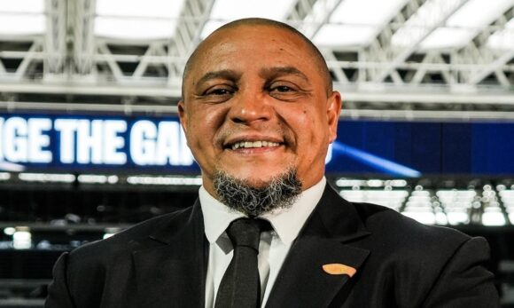 Roberto Carlos teria se convertido ao islamismo, segundo imprensa turca