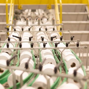 Suzano registra EBITDA ajustado de R$ 4,7 bilhões no segundo trimestre