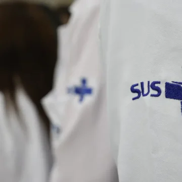 Novas regras permitem que residentes da saúde participem de pós-graduação e mestrado
