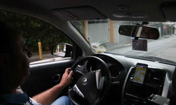 Fazenda avalia mudanças no Move Brasil para ampliar adesão de motoristas de aplicativos e taxistas
