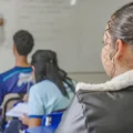 Gravidez na adolescência interrompe estudos de 61% das jovens e reduz autonomia, aponta pesquisa da Plan Brasil