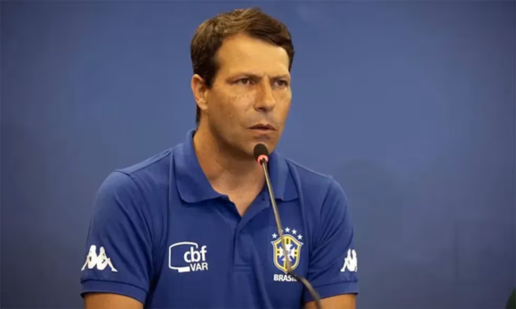 Grêmio contrata Leonardo Gaciba como consultor de arbitragem para intermediar relações com entidades